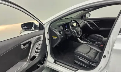 Hyundai Avante 2015, 110436 км, за 3903.2 USD - фото 10