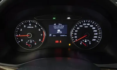 Kia K7 2019, 104087 км, за 8925.09 USD - фото 8