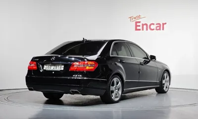 Mercedes-Benz E-Class 2012, 125080 км, за 5894.03 USD