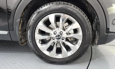 Kia Sorento 2018, 41809 км, за 12228.99 USD