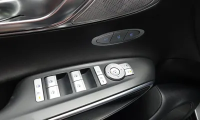 Genesis GV70 2022, 56552 км, за 21498.38 USD - фото 31