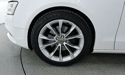 Audi A5 2014, 95722 км, за 9393.06 USD