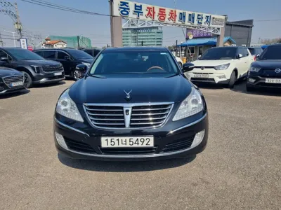 Hyundai Equus 2010, 259585 км, за 2717.92 USD