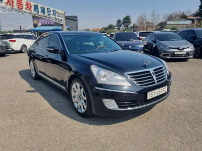 Hyundai Equus 2010, 259585 км, за 2717.92 USD