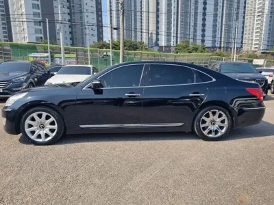 Hyundai Equus 2010, 259585 км, за 2717.92 USD