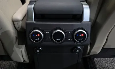 Land Rover Discovery 2019, 167197 км, за 17174.1 USD - фото 17
