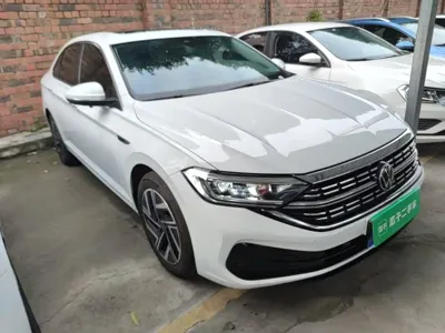 Volkswagen Sagitar 2025, 3800 км, за 13463.54 USD