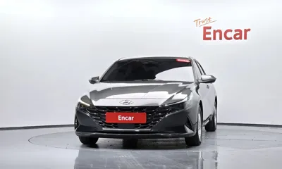 Hyundai Avante 2022, 53909 км, за 10358.31 USD