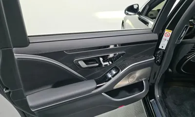Mercedes-Benz S-Class 2022, 57631 км, за 86784.08 USD - фото 25