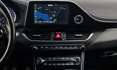 Hyundai Grandeur 2017, 159844 км, за 8262.83 USD - фото 14