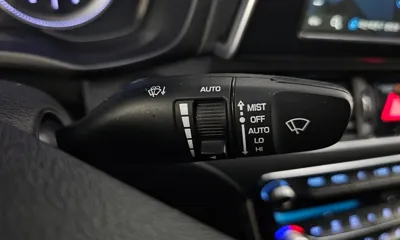 Hyundai Grandeur 2017, 159844 км, за 8262.83 USD - фото 17