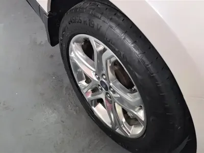 Ford Edge 2018, 125300 км, за 9564.26 USD - фото 6