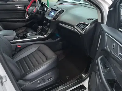 Ford Edge 2018, 125300 км, за 9564.26 USD - фото 8