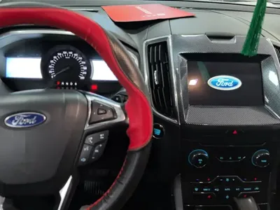Ford Edge 2018, 125300 км, за 9564.26 USD - фото 12