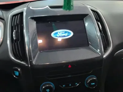 Ford Edge 2018, 125300 км, за 9564.26 USD - фото 13
