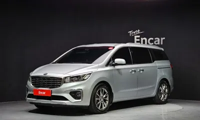 Kia Canival · 2019 год