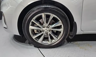 Kia Canival 2019, 131628 км, за 10305.89 USD
