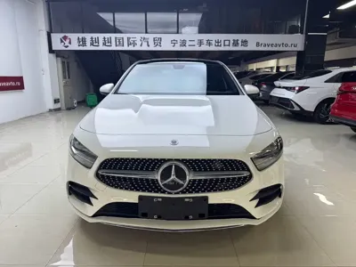 Mercedes-Benz A-Class 2022, 46000 км, за 20851.32 USD