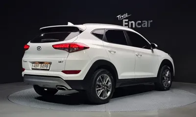 Hyundai Tucson 2018, 63909 км, за 11001.11 USD