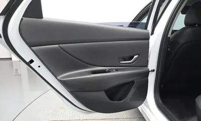 Hyundai Avante 2023, 6569 км, за 11311.18 USD - фото 25