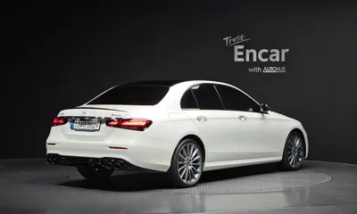 Mercedes-Benz E-Class 2021, 51462 км, за 27086.07 USD