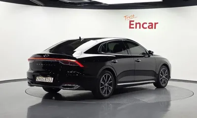 Hyundai Grandeur 2021, 109516 км, за 12756.39 USD