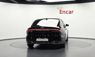 Hyundai Grandeur 2021, 109516 км, за 12756.39 USD