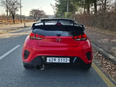 Hyundai Veloster 2018, 126025 км, за 5579.62 USD