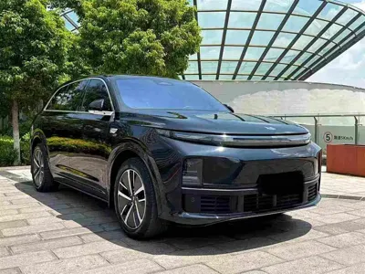 Li Auto Li L7 2024, 35000 км, за 30870.5 USD