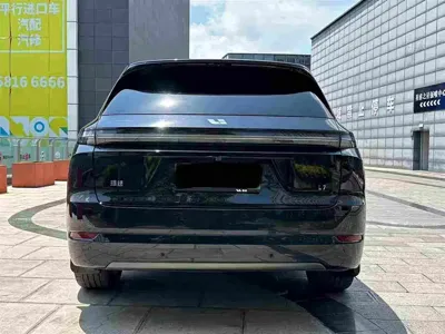 Li Auto Li L7 2024, 35000 км, за 30870.5 USD