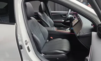 Mercedes-Benz E-Class 2025, 5812 км, за 47013.21 USD - фото 12