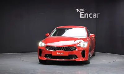 Kia Stinger 2018, 191722 км, за 7271.29 USD
