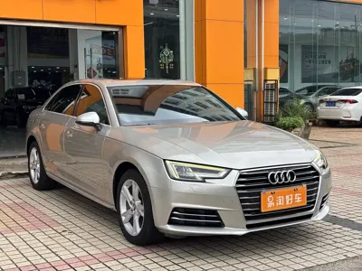Audi A4L 2018, 96000 км, за 11652.21 USD