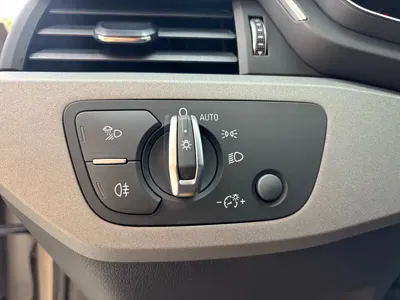 Audi A4L 2018, 96000 км, за 11652.21 USD - фото 23