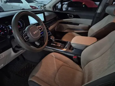 Kia Canival 2023, 65268 км, за 14651.29 USD - фото 7