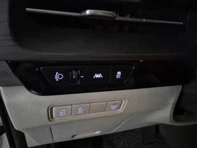 Kia Canival 2023, 65268 км, за 14651.29 USD - фото 11