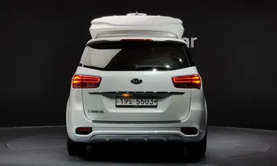Kia Canival 2019, 100892 км, за 16156.36 USD