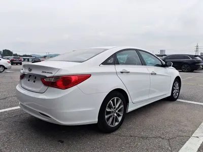 Hyundai Sonata 2015, 51000 км, за 5355.52 USD