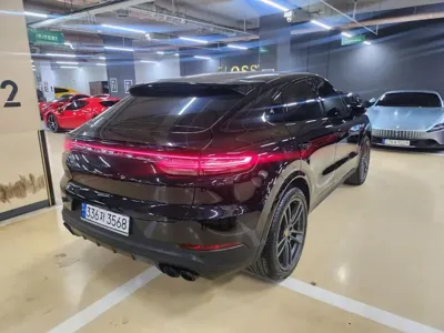 Porsche Cayenne 2022, 64000 км, за 57482.65 USD