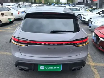Porsche Macan 2023, 47000 км, за 42744.07 USD