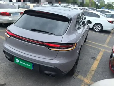 Porsche Macan 2023, 47000 км, за 42744.07 USD