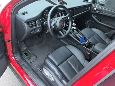 Porsche Macan 2023, 47000 км, за 42359.72 USD - фото 12