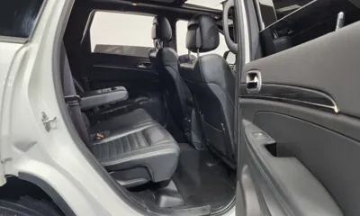 Jeep Cherokee 2020, 65232 км, за 15688.59 USD - фото 12
