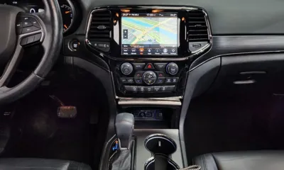 Jeep Cherokee 2020, 65232 км, за 15688.59 USD - фото 14