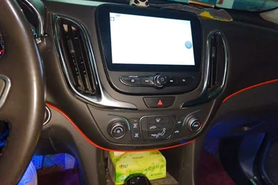 Chevrolet Equinox 2018, 121800 км, за 6407 USD - фото 13