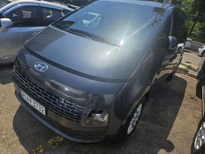 Hyundai Staria 2024, 118000 км, за 13976.46 USD