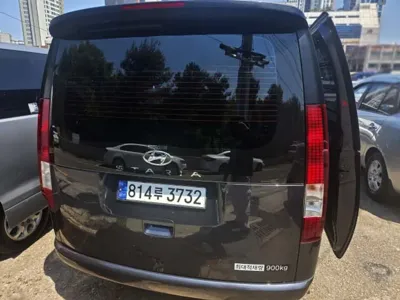 Hyundai Staria 2024, 118000 км, за 13976.46 USD