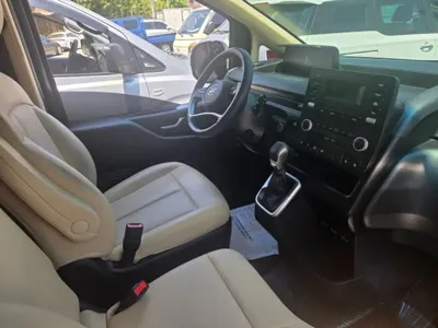Hyundai Staria 2024, 118000 км, за 13976.46 USD - фото 7