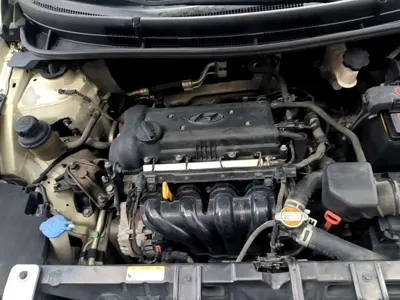 Hyundai Verna 2015, 77000 км, за 3035.26 USD - фото 20