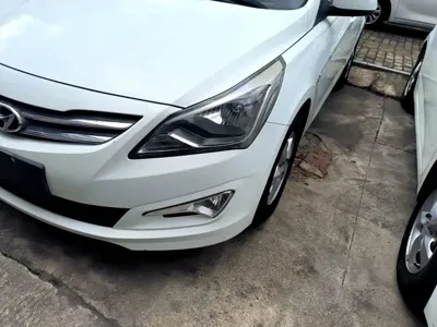 Hyundai Verna 2015, 77000 км, за 3035.26 USD - фото 24